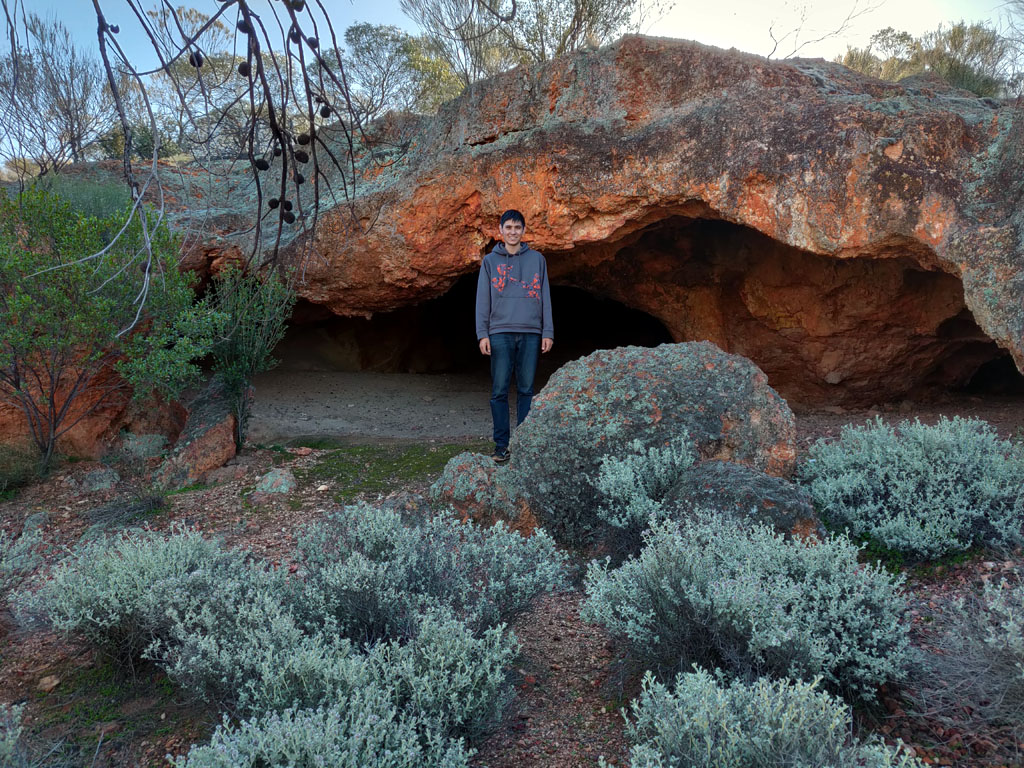 Cave at Mt Manning outcrop